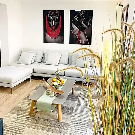 Hotel Apartment With 2-En Suite Bedrooms-2